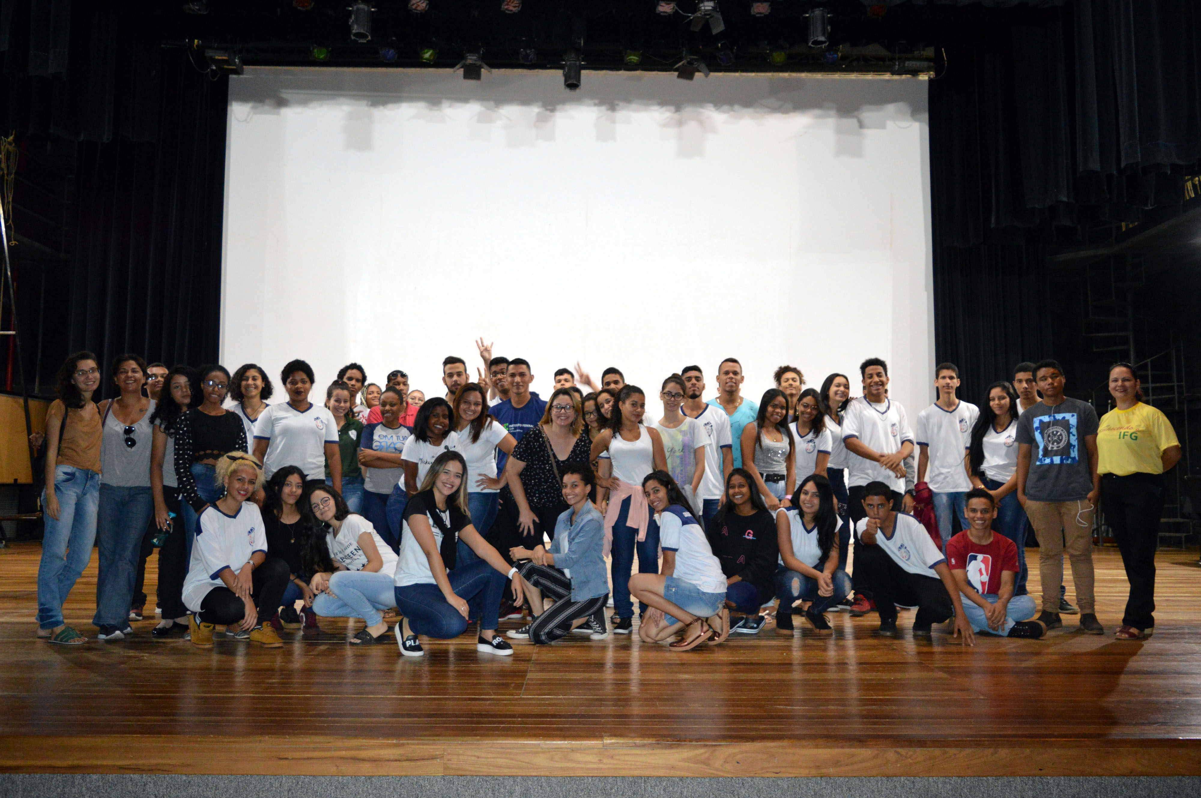 Ao todo, 60 estudantes do 3º ano do Colégio Estadual Murilo Braga visitaram o Câmpus Goiânia no projeto Conhecendo o IFG na manhã desta segunda-feira, 18.